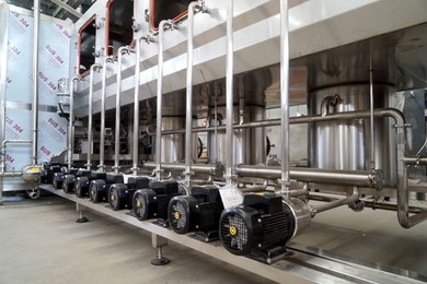 Automatic Liquid Filling Machine