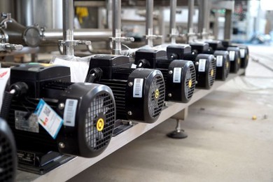 Automatic Liquid Filling Machine